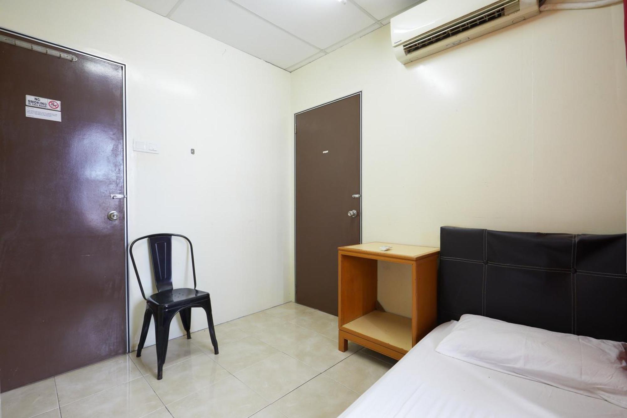 Ros Heritage Motel George Town Exterior photo